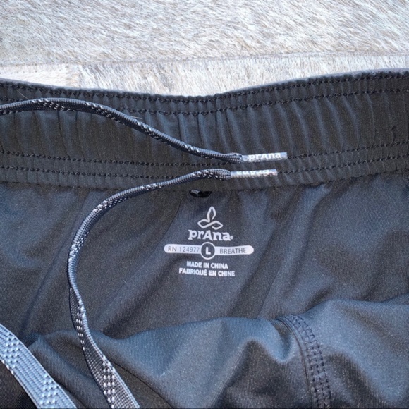 prAna Heiro 8" Short - Picture 5 of 5